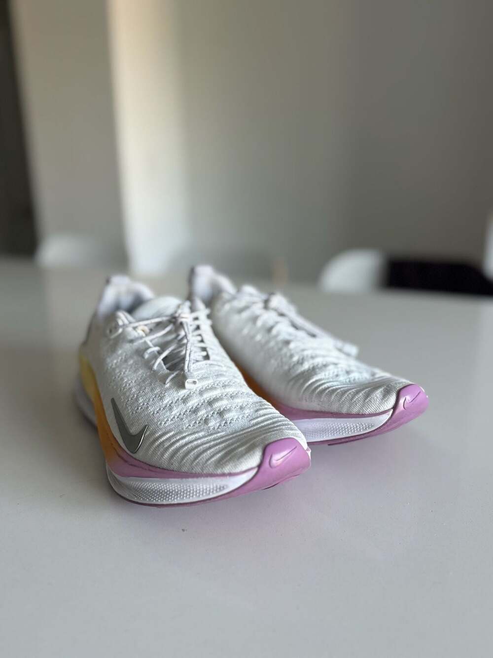 Nike Women's ReactX Infinity Run 4 Flyknit White Hot Fuchsia Saturn Gold (DX5048 - Picture 3 of 15
